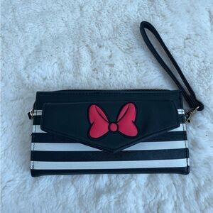 Disney Minnie Mouse Black and White Striped wallet with wrist strap